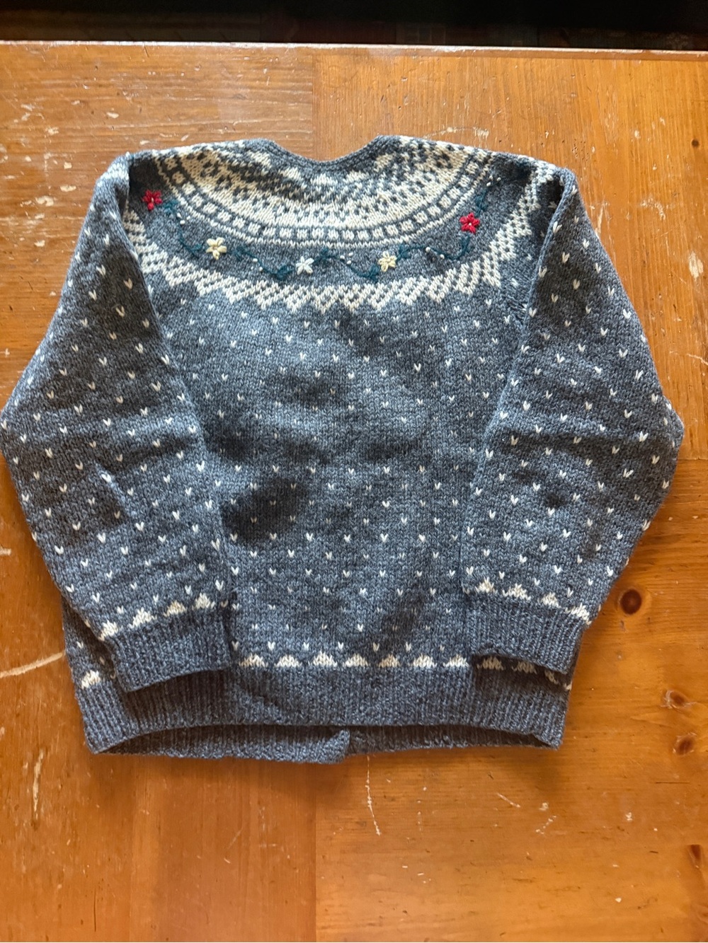 Vintage Gray Wool Nordic Yoke Cardigan with Cream and Red Accents - Picture 2 of 2